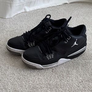 Jordan Black White Low-Top Sneakers